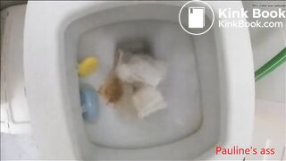 Girl pooping on toilet - video 184