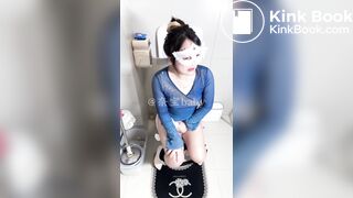 dirrahea girl on toliet