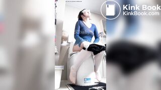 dirrahea girl on toliet