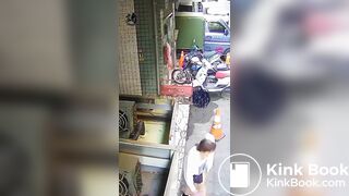Japan girl public poop