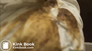 Girl pooping - video 848