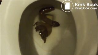 Girl pooping - video 848