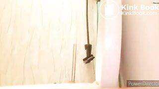 Girl Toilet Explosion!!!