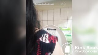 Compilation girl pooping and farting in the toilet