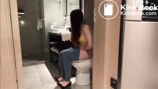 Chinese girl diarrhea on toilet - video 2