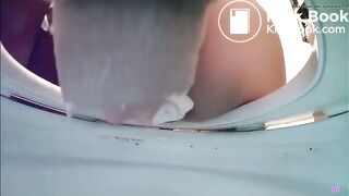 girl pooping in the toilette - video 21