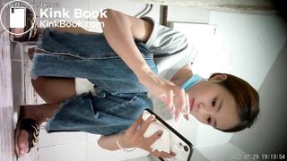 spy camera asian girl pee and shit.video_1390