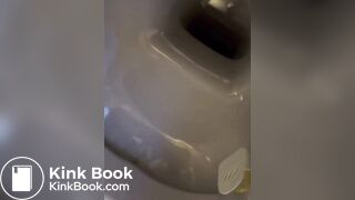 Hot girl shit in toilet - video 2