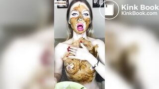 Pretty Woman Pooping - video 11