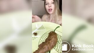 Pretty Woman Pooping - video 11