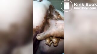 Fingering my SSBBW shitty asshole pt 3