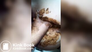 Fingering my SSBBW shitty asshole pt 3