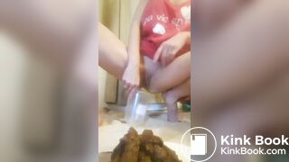 Hot milf poops a LOT