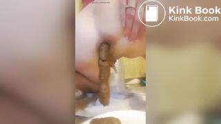 Hot milf poops a LOT