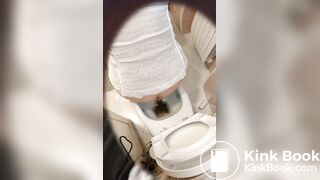 Wife Shits and Farts in Spy Camera
