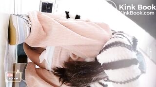 spy camera asian girl pee and shit.video_1283