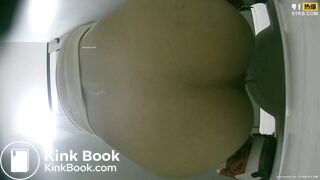 Chinese girl little diarrhea