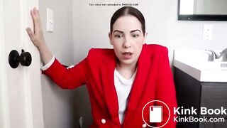 A realtor has diarrhea while showing a house