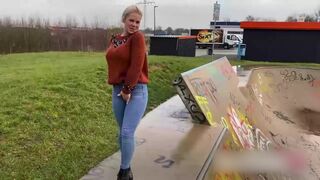 Shitting in the skatepark