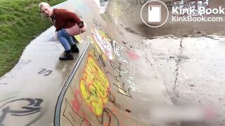 Shitting in the skatepark