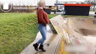 Shitting in the skatepark
