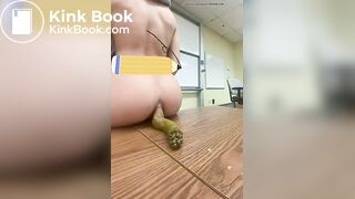 Student taking a shit on teachers desk