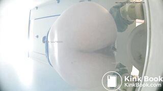 girl diahrrea video3