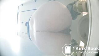 girl diahrrea video3