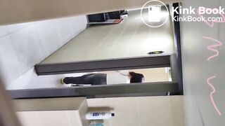 spy camera asian girl pee and shit.video_1245