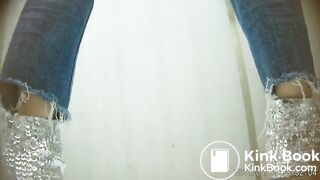 spy camera asian girl pee and shit.video_1297