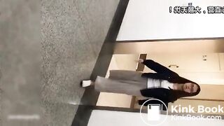 spy camera asian girl pee and shit.video_582