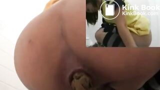 Japanese woman's toilet scene - video 37