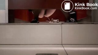 spy camera asian girl pee and shit.video_552