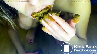 Hot girl shitting, eating it, and smearing it
