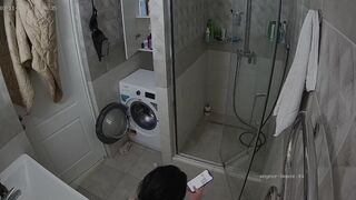 woman who poops