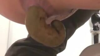 Japanese woman's toilet scene - video 41