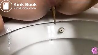 toilet sluge girl