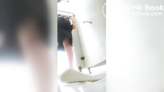 spy camera asian girl pee and shit.video_555