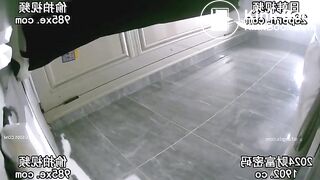 spy camera asian girl pee and shit.video_515