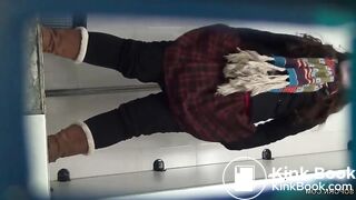 spy camera asian girl pee and shit.video_562