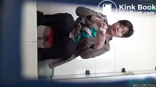 spy camera asian girl pee and shit.video_562