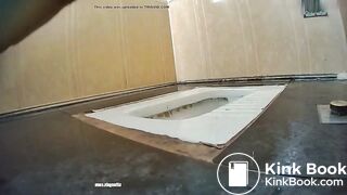 spy camera asian girl pee and shit.video_529