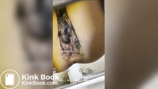 spy camera asian girl pee and shit.video_521