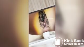 spy camera asian girl pee and shit.video_521
