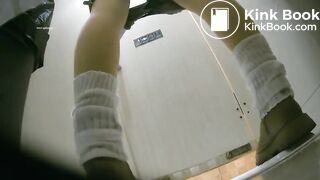 spy camera asian girl pee and shit.video_1243