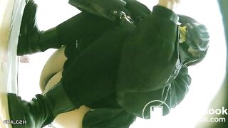 spy camera asian girl pee and shit.video_503