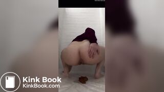 woman drop a sloppy joe a turd