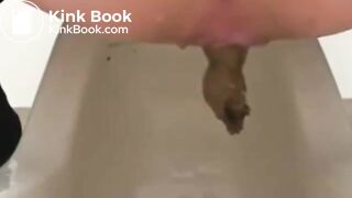 Japanese woman's toilet scene - video 25