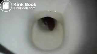 Girl pooping on toilet - video 76