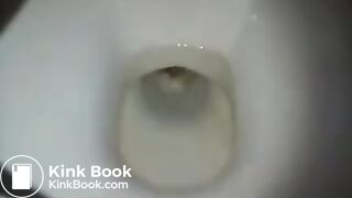Girl pooping on toilet - video 76